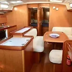 Maria Vittoria One Night Boat Sail 칼라세타